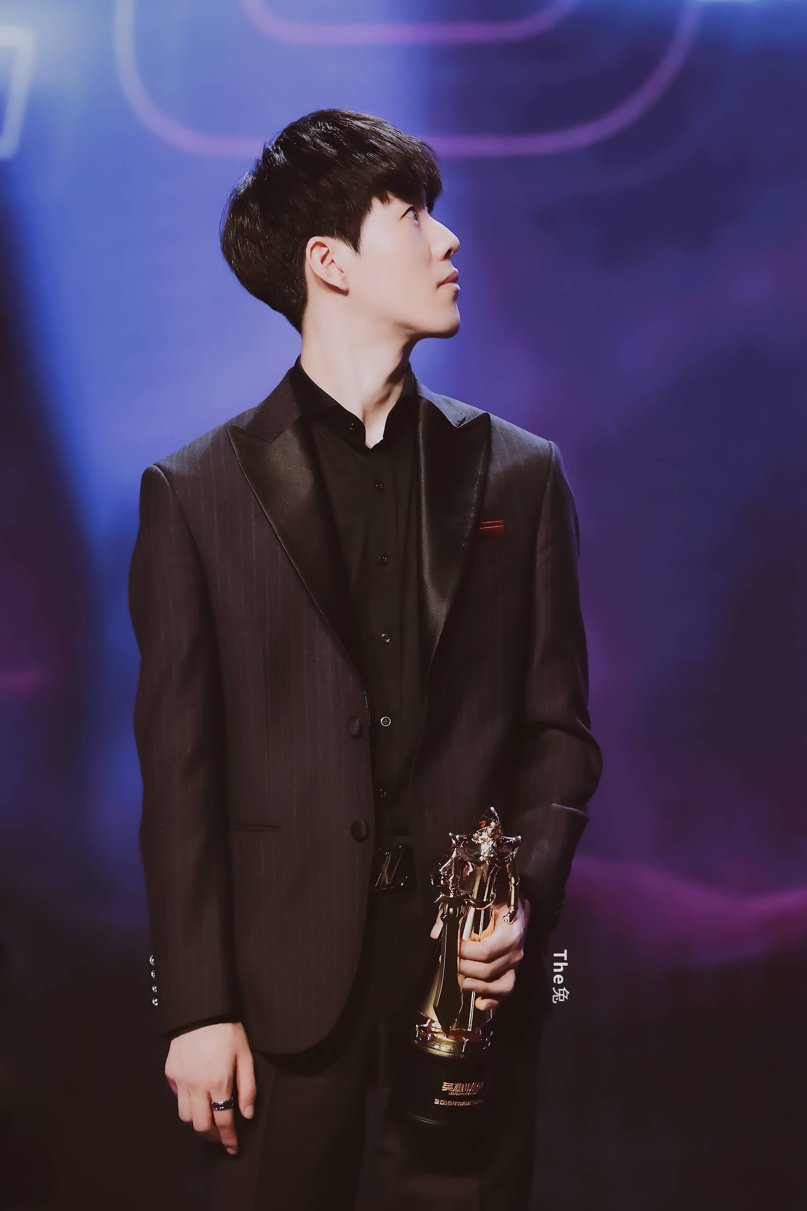 比赛中脱颖 比赛中脱颖